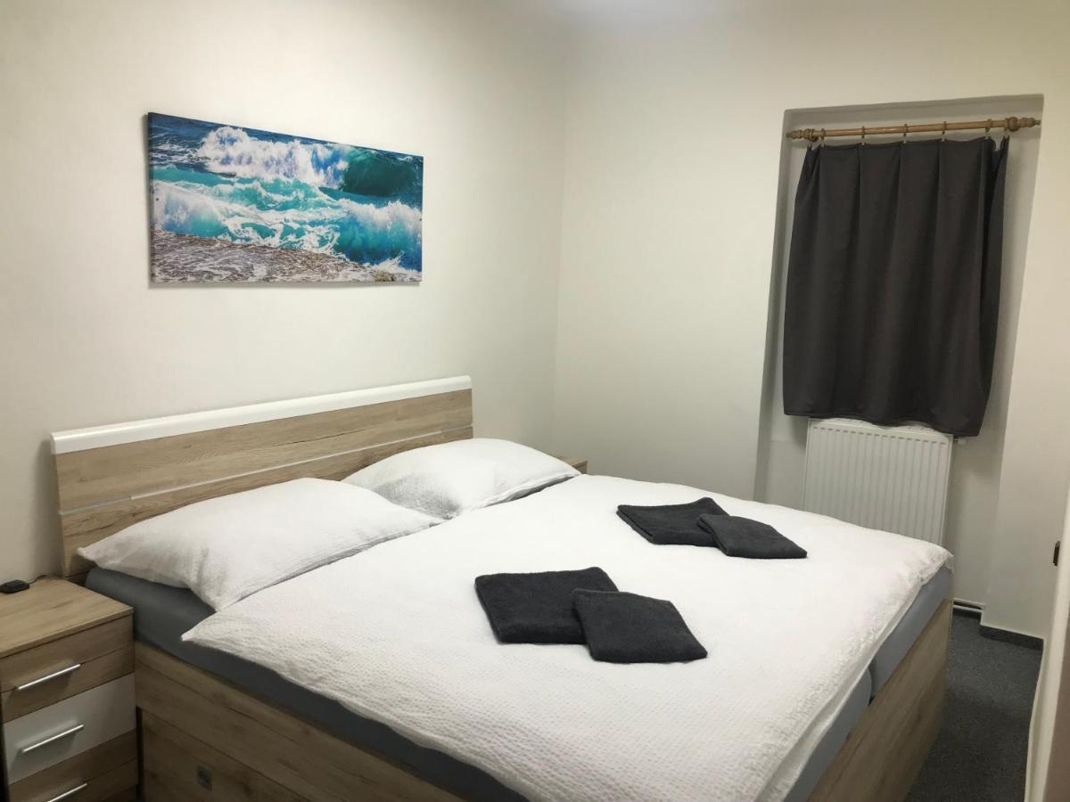 Cyklo-Moto Apartman Lomnice nad Lužnicí Bagian luar foto